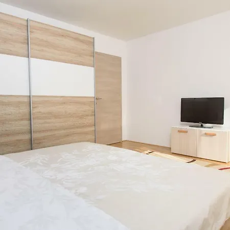 Kate Апартаменти *